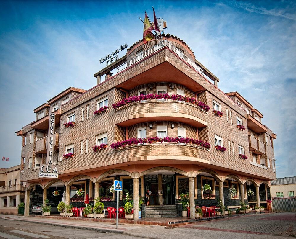 Hotel Rio Cea Puente Almuhey Εξωτερικό φωτογραφία