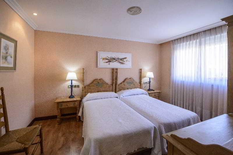 Hotel Rio Cea Puente Almuhey Εξωτερικό φωτογραφία